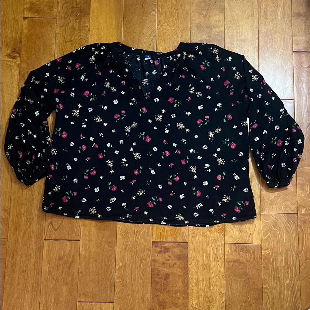 Old Navy Oversized Boxy Black Floral Blouse Size XL Casual Whimsigoth Fairy